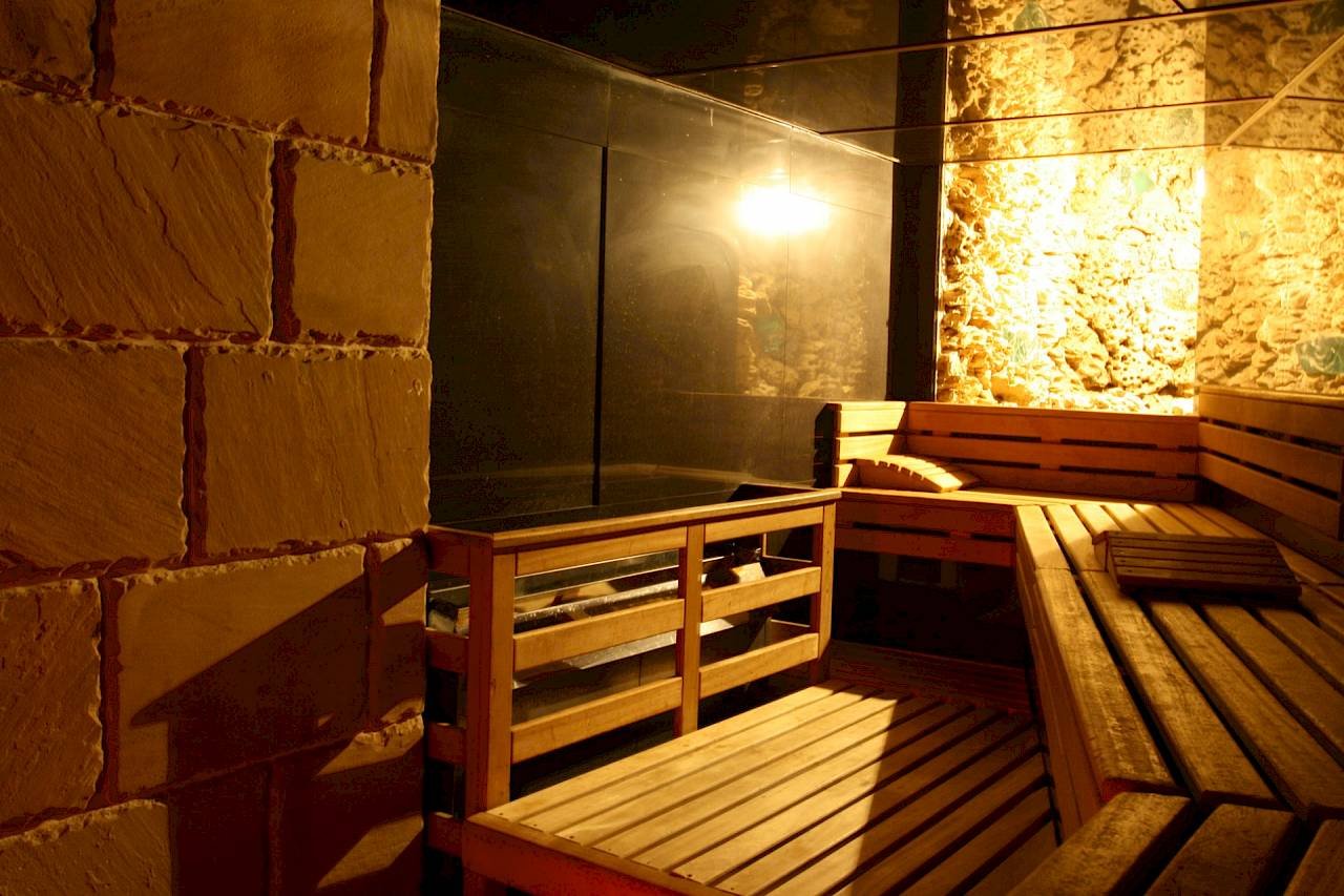 Deutsche Eiche München 80°C Sauna