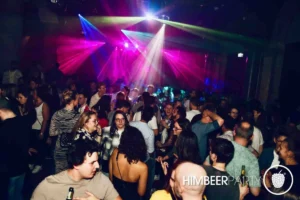 Mehr über den Artikel erfahren Himbeerparty Mannheim